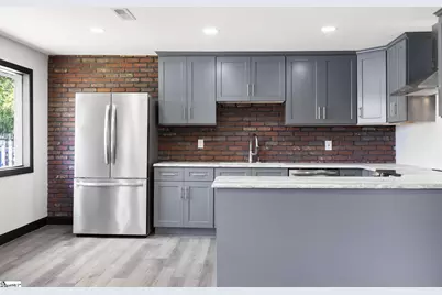 327 W Main Street, Clinton, SC 29325 - Photo 16