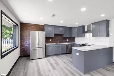 327 W Main Street, Clinton, SC 29325 - Photo 10