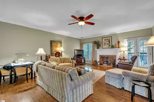 105 N Bennington Dr, Spartanburg, SC 29307 - Photo 2