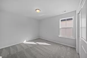 1215 Fox Holw St, Spartanburg, SC 29303 - Photo 18