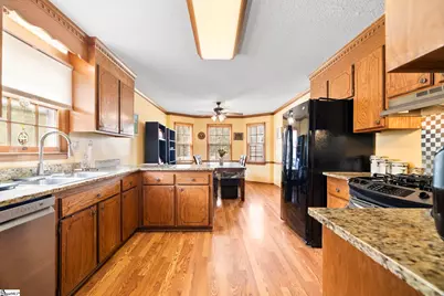 107 Barrington Court, Easley, SC 29642 - Photo 16