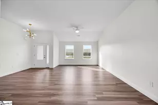 275 Ragan St, Campobello, SC 29322 - Photo 8