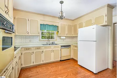 419 Ridge Drive, Laurens, SC 29360 - Photo 8