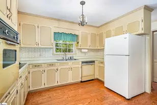 419 Ridge Dr, Laurens, SC 29360 - Photo 8