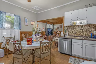 68 Hutchins Street, Greenville, SC 29605 - Photo 14