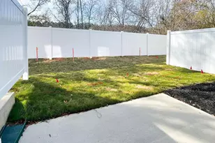 619 Autumn Lk Rd, Simpsonville, SC 29681 - Photo 12