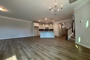 617 Autumn Lk Rd, Simpsonville, SC 29681 - Photo 8