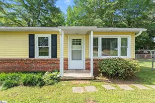 303 Boyd Ave, Simpsonville, SC 29681 - Photo 1