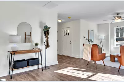 402 Woodland Circle, Belton, SC 29627 - Photo 2