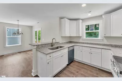 402 Woodland Circle, Belton, SC 29627 - Photo 12