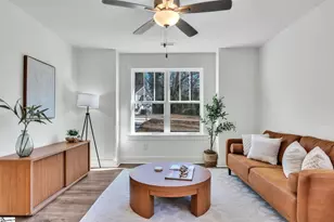 402 Woodland Cir, Belton, SC 29627 - Photo 6