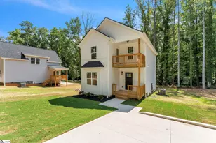 398 Woodland Cir, Belton, SC 29627 - Photo 2