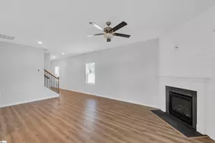 101 Brown Cir, Easley, SC 29642 - Photo 4