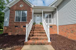 200 Holly Chase Dr, Piedmont, SC 29673 - Photo 2