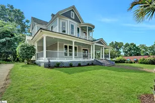 522 S Harper St, Laurens, SC 29360 - Photo 2