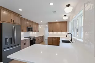 101 Lancaster Ln, Greenville, SC 29605 - Photo 8