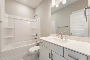 200 Highland St, Taylors, SC 29687 - Photo 16