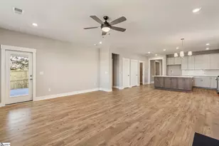 200 Highland St, Taylors, SC 29687 - Photo 12