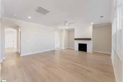 202 Highland Street, Taylors, SC 29687 - Photo 8
