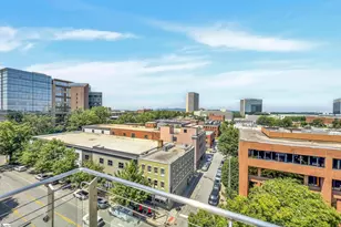 100 E Washington St, Greenville, SC 29601 - Photo 14