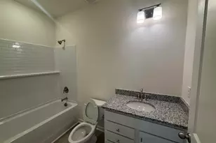 2006 Halton Oaks Dr, Spartanburg, SC 29303 - Photo 8