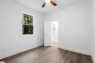 200 Hillbrook Rd, Taylors, SC 29687 - Photo 8