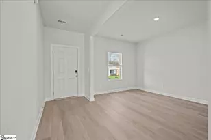 549 Cozy Blf Rd, Spartanburg, SC 29301 - Photo 4