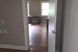 110 N Owens St, Clinton, SC 29325 - Photo 4