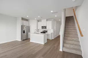 310 Hampton George Ct, Greer, SC 29651 - Photo 4