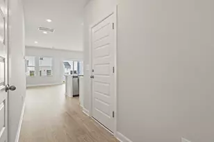 308 Hampton George Ct, Greer, SC 29651 - Photo 4