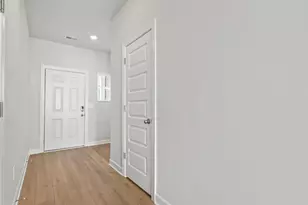 306 Hampton George Ct, Greer, SC 29651 - Photo 2