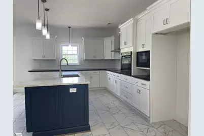 816 E Carolina Avenue, Clinton, SC 29325 - Photo 16