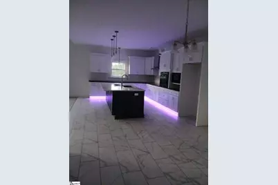 816 E Carolina Avenue, Clinton, SC 29325 - Photo 12