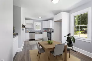 121 E Decatur St, Greenville, SC 29617 - Photo 4