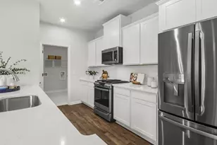 1 Reames Ct, Greenville, SC 29611 - Photo 4