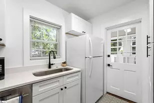 805 Perry Rd, Greenville, SC 29609 - Photo 18