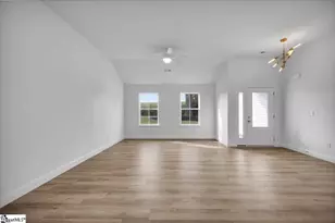 269 Ragan St, Campobello, SC 29322 - Photo 8