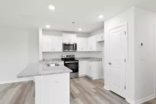 814 Embark Cir, Greer, SC 29651 - Photo 6