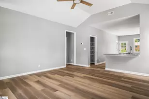 216 Cloverhill Dr, Anderson, SC 29624 - Photo 12