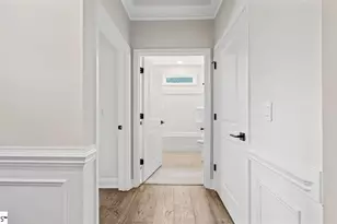 1914 Crumhorn Ave, Boiling Springs, SC 29316 - Photo 4