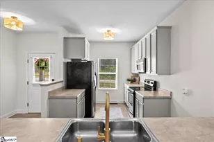 533 E Perkins Creek Rd, Seneca, SC 29678 - Photo 2