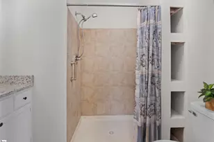 303 Robinall Dr, Easley, SC 29642 - Photo 40