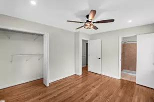 303 Robinall Dr, Easley, SC 29642 - Photo 4