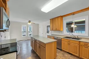 103 Oak Meadow Dr, Simpsonville, SC 29681 - Photo 8