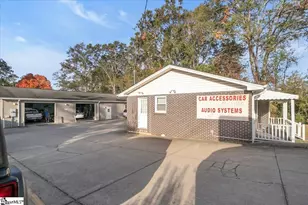 6035 White Horse Rd, Greenville, SC 29611 - Photo 14