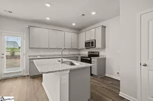 303 Heswall Ct, Greenville, SC 29605 - Photo 10