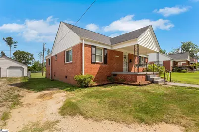330 Poplar Street, Clinton, SC 29325 - Photo 2