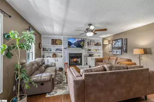 123 Crompton Dr, Pelzer, SC 29669 - Photo 6