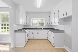 130 Old Locust Hill Rd, Taylors, SC 29687 - Photo 8