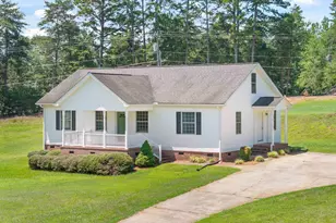 130 Old Locust Hill Rd, Taylors, SC 29687 - Photo 2